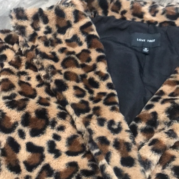 Fuzzy Leopard Jacket - Picture 2 of 5